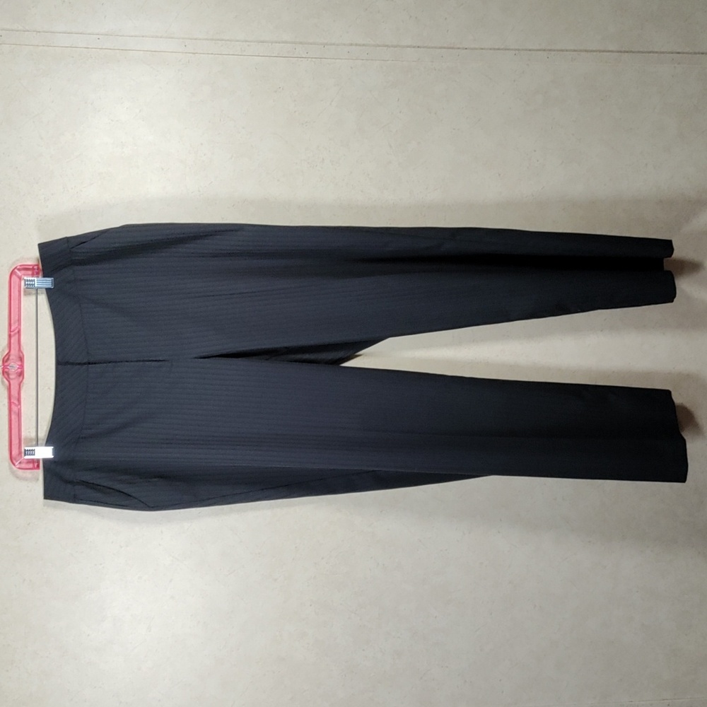 5188 Investments black w/light blue stripes pants 16 Long